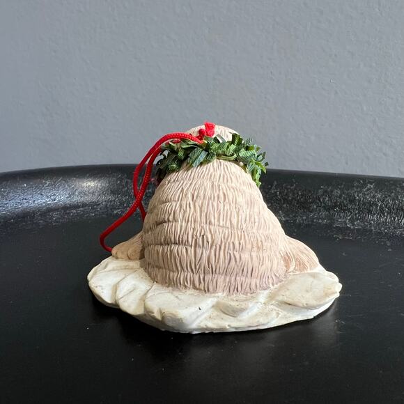 Vintage Holiday Walrus Christmas Ornament  Resin - Picture 4 of 8